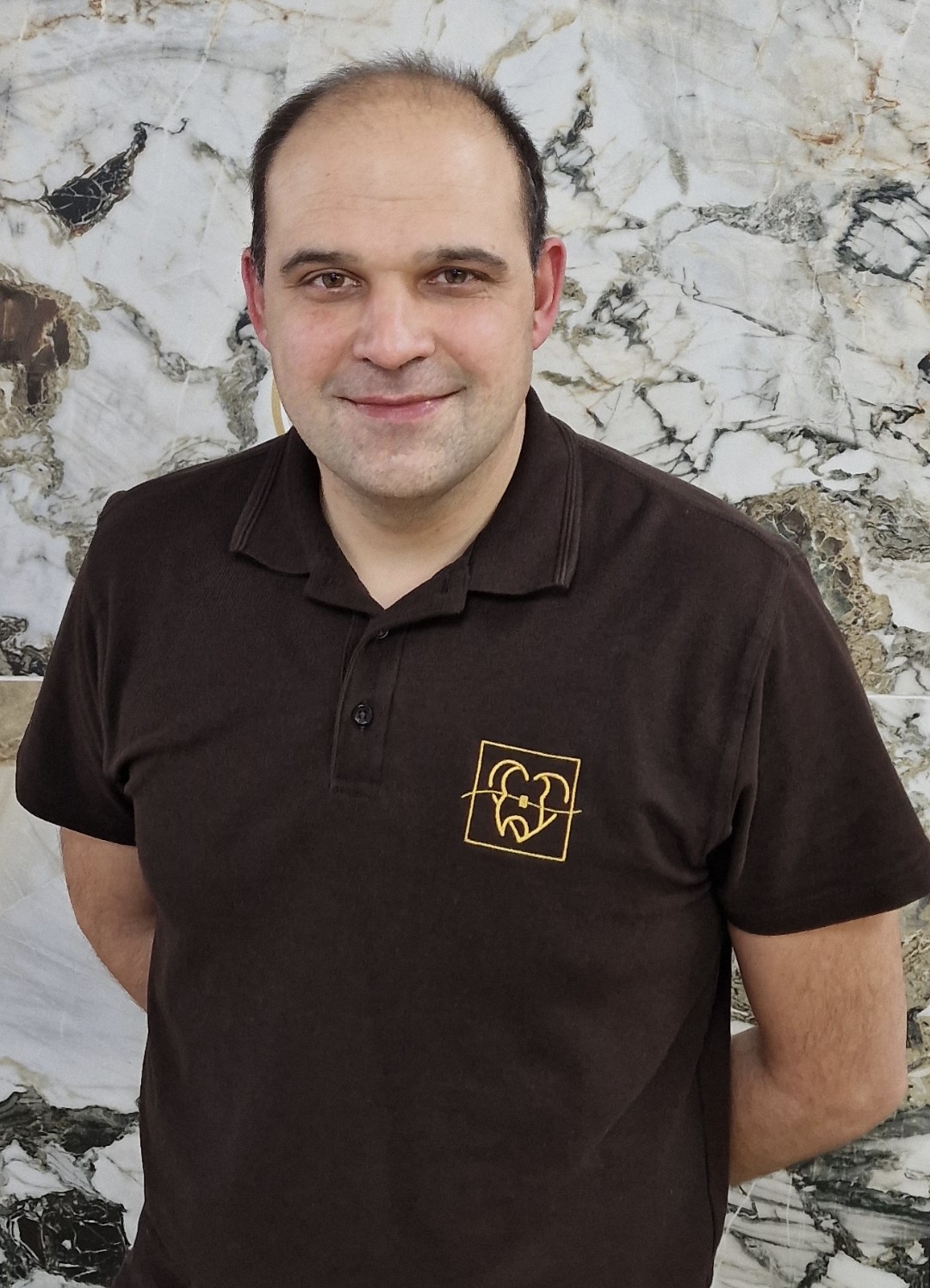 lek. dent. Piotr Wieczorek